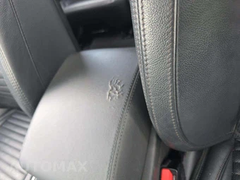 2020 Land Rover Discovery Sport S - miniatura 21