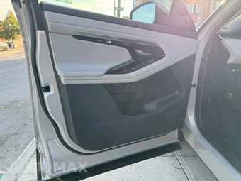 2020 Land Rover Range Rover Evoque S - miniatura 10