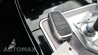 2020 Land Rover Range Rover Evoque SE - miniatura 18