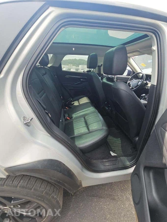 2020 Land Rover Range Rover Evoque SE - miniatura 16