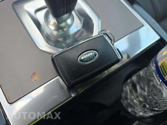 2020 Land Rover Range Rover Evoque SE - miniatura 8