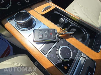 2020 Land Rover Range Rover HSE LWB – miniatura 8
