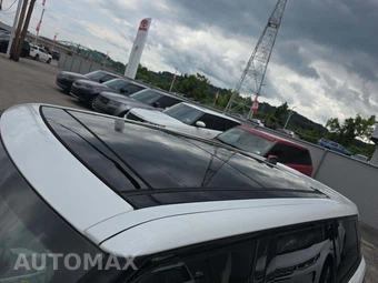 2020 Land Rover Range Rover Sport HSE - miniatura 9