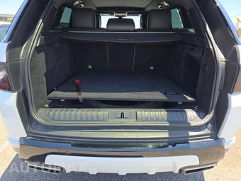 2020 Land Rover Range Rover Sport SE - miniatura 17