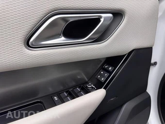 2020 Land Rover Range Rover Velar S - miniatura 24