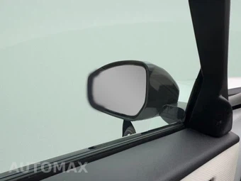 2020 Land Rover Range Rover Velar S - miniatura 26