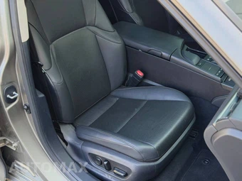 2020 Lexus ES 300h – miniatura 11