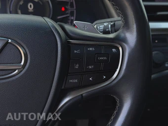 2020 Lexus ES 300h – miniatura 19