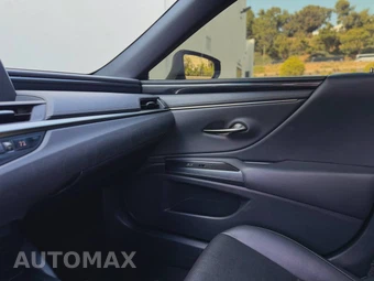 2020 Lexus ES 300h – miniatura 24
