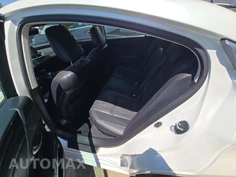 2020 Lexus ES 300h Luxury - miniatura 13