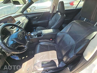 2020 Lexus ES 300h Luxury - miniatura 6