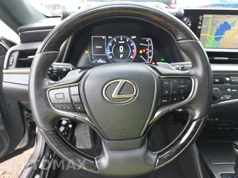 2020 Lexus ES 350 – miniatura 10