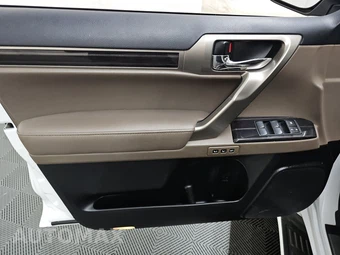 2020 Lexus GX 460 Premium – miniatura 9