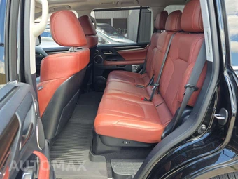 2020 Lexus LX 570 Three-Row – miniatura 13