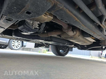 2020 Lexus LX 570 Three-Row – miniatura 7