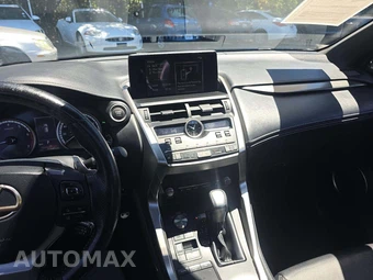 2020 Lexus NX 300 F SPORT – miniatura 10