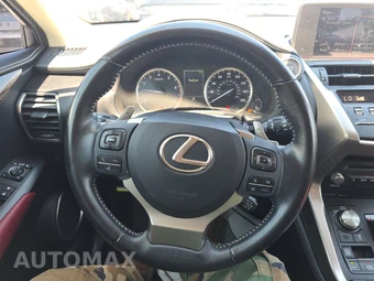 2020 Lexus NX 300 - miniatura 10
