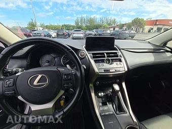2020 Lexus NX 300 – miniatura 11
