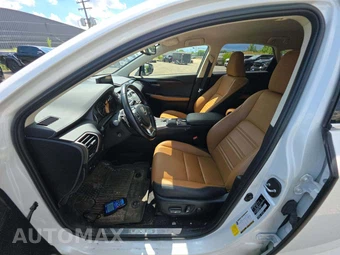 2020 Lexus NX 300 – miniatura 3