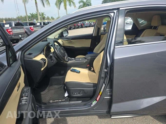 2020 Lexus NX 300 – miniatura 6