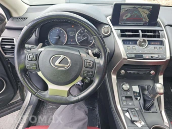 2020 Lexus NX 300 – miniatura 10