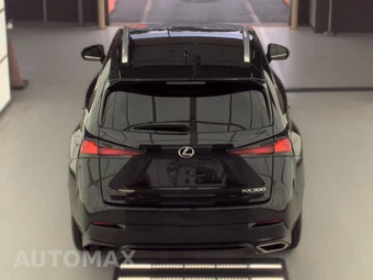 2020 Lexus NX 300 - miniatura 5
