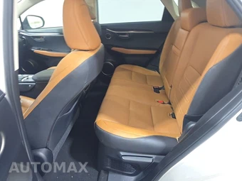 2020 Lexus NX 300 – miniatura 13