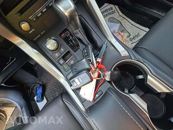 2020 Lexus NX 300h – miniatura 5