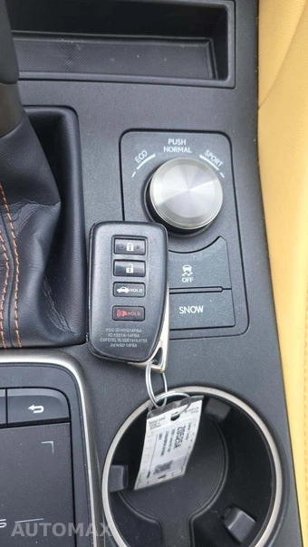 2020 Lexus RC 300 – miniatura 25