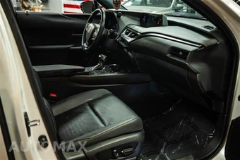 2020 Lexus UX 200 - miniatura 13