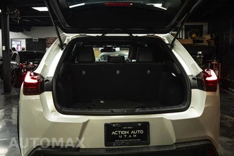 2020 Lexus UX 200 - miniatura 7
