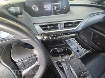 2020 Lexus UX 200 – miniatura 11
