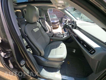 2020 Lincoln Aviator Reserve – miniatura 19