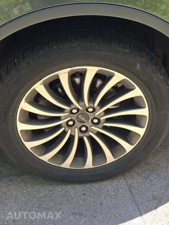 2020 Lincoln Aviator Reserve – miniatura 30