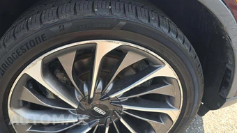 2020 Lincoln Aviator Reserve – miniatura 30