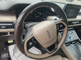 2020 Lincoln Aviator Reserve – miniatura 10