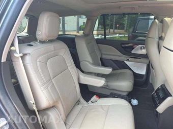 2020 Lincoln Aviator Reserve – miniatura 17