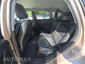 2020 Lincoln Corsair Standard – miniatura 13