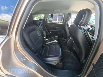 2020 Lincoln Corsair Standard – miniatura 15