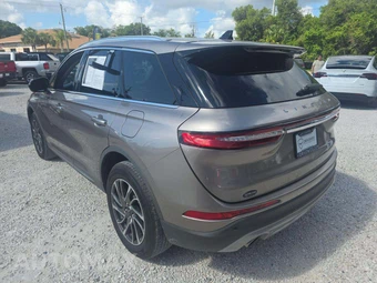 2020 Lincoln Corsair Standard – miniatura 2