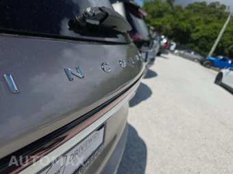 2020 Lincoln Corsair Standard – miniatura 23