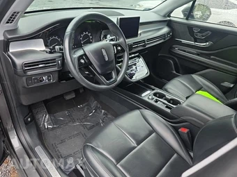 2020 Lincoln Corsair Standard - miniatura 14