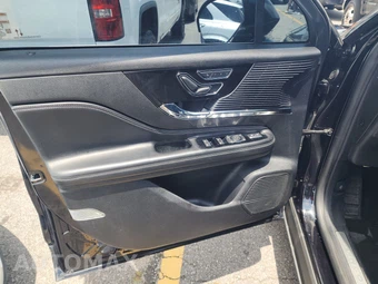 2020 Lincoln Corsair Standard – miniatura 18