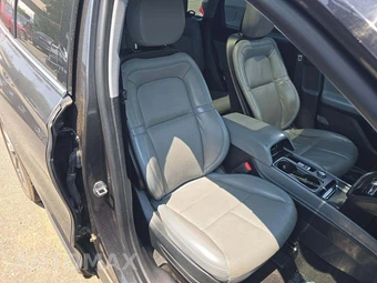 2020 Lincoln Corsair Standard – miniatura 18