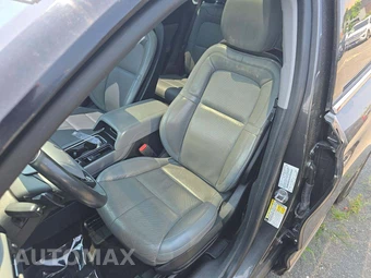 2020 Lincoln Corsair Standard – miniatura 6