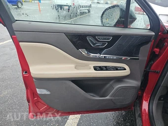 2020 Lincoln Corsair Standard – miniatura 15