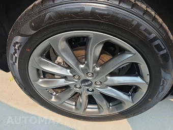 2020 Lincoln Corsair Standard – miniatura 10