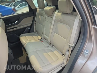 2020 Lincoln Corsair Standard – miniatura 16
