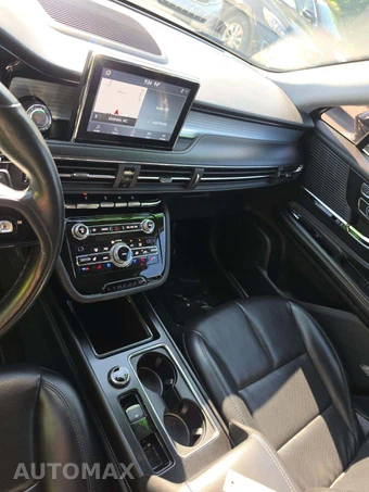 2020 Lincoln Corsair Standard - miniatura 10