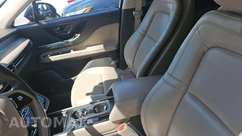 2020 Lincoln Corsair Standard - miniatura 29